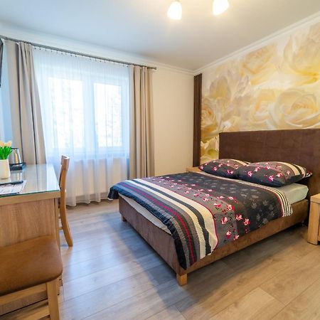 Villa Mikolajki Popieluszki 8 Exteriör bild