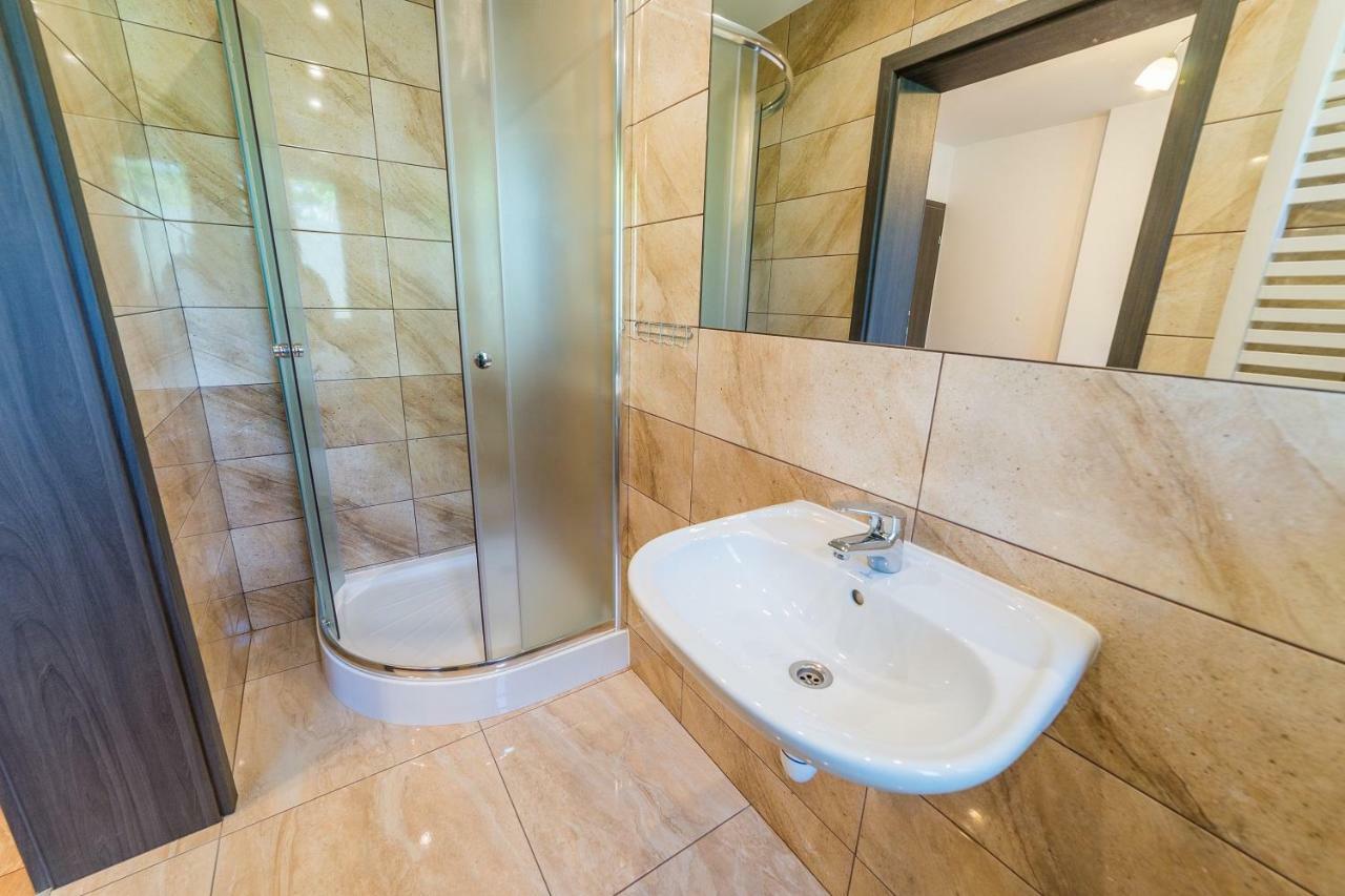 Villa Mikolajki Popieluszki 8 Exteriör bild